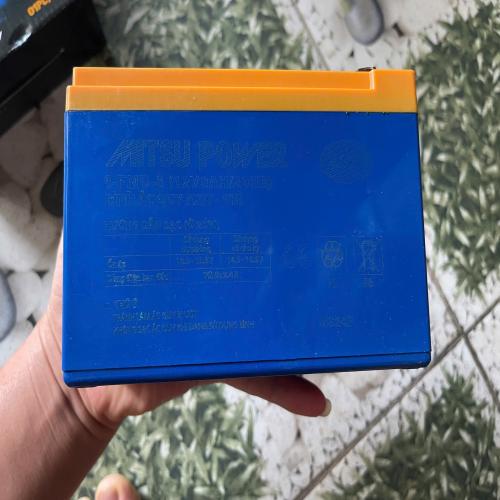 Ắc quy bình xịt điện